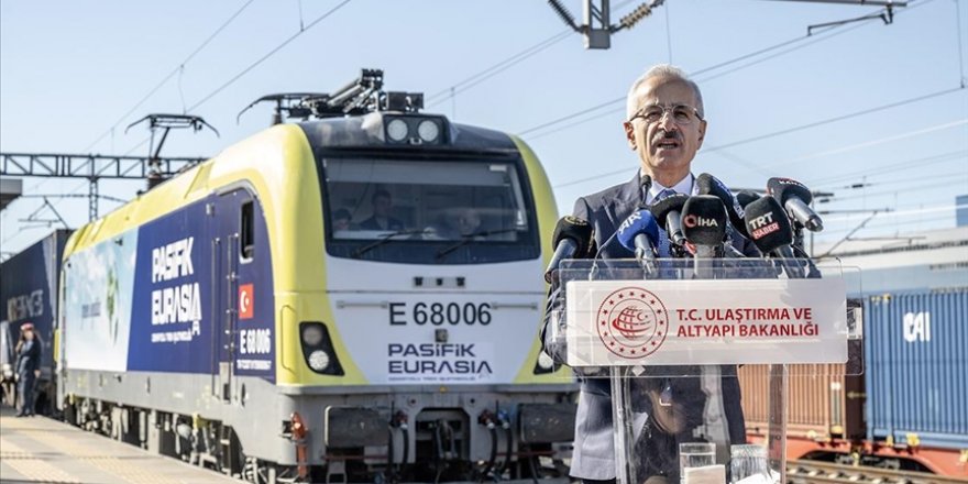 Bakan Uraloğlu: İhracat treni toplam 1549 kilometre yol kat edecek