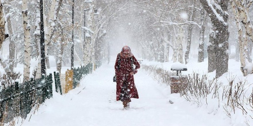 Meteoroloji'den birçok kente sağanak, fırtına ve kar yağışı uyarısı