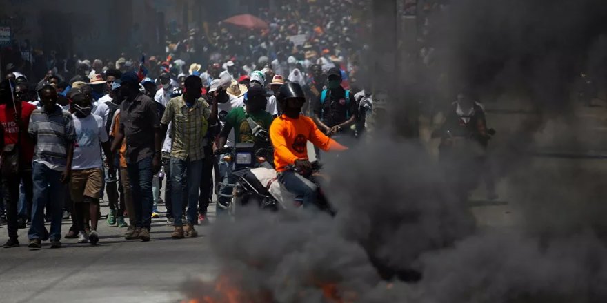 Şiddetli protestoların yaşandığı Haiti'de Başbakan Joseph Jouthe görevinden istifa etti