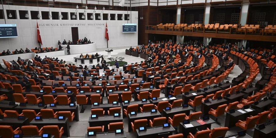 TBMM Adalet Komisyonunda yargıya ilişkin düzenlemeler içeren kanun teklifinin ilk 13 maddesi kabul edildi