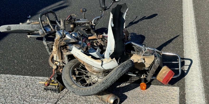 Muğla'da otomobilin çarptığı motosikletin sürücüsü hayatını kaybetti