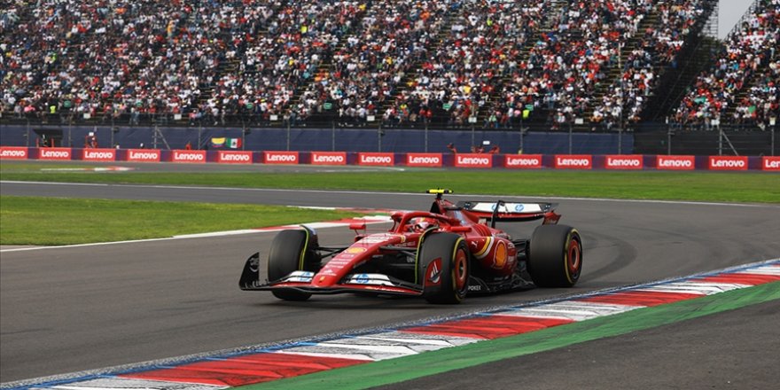 Formula 1'de Meksika Grand Prix'sini Carlos Sainz kazandı