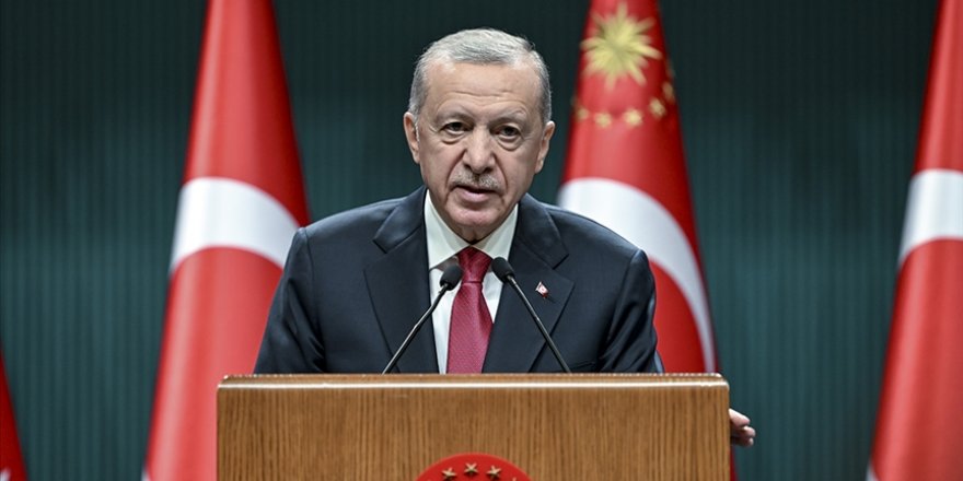 Cumhurbaşkanı Erdoğan: Savunma sanayisindeki atılımlarımızı kararlılıkla devam ettireceğiz