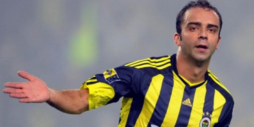 Eski Fenerbahçe ve A Milli Takım futbolcusu Semih Şentürk'e Barselona'da kapkaççı saldırısı