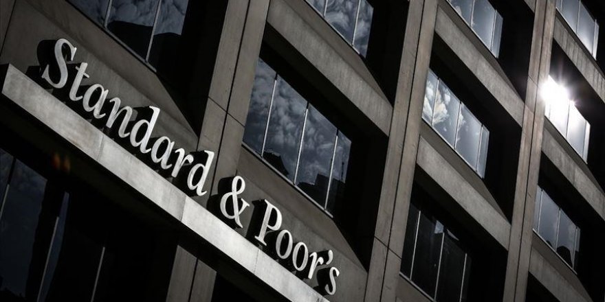 S&P, Türkiye'nin kredi notunu yükseltti