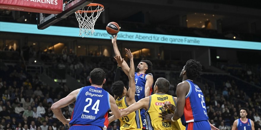 Basketbol Avrupa kupalarında Türk takımları, haftayı 10 galibiyetle tamamladı