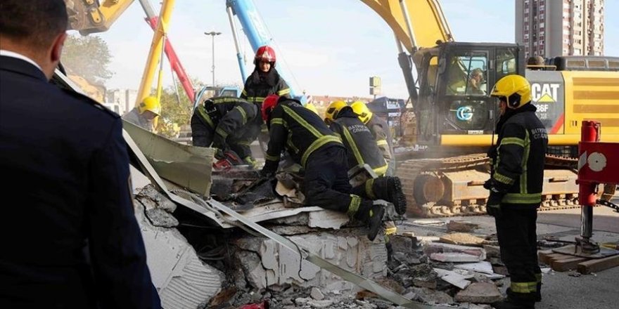 Türkiye, Sırbistan'da tren istasyonunda hayatını kaybedenler için taziye mesajı paylaştı