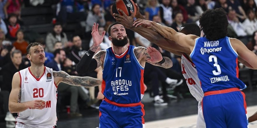 Anadolu Efes Fransa temsilcisi Monaco'ya yenildi