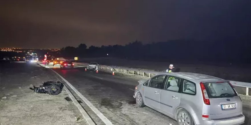 Adana'da zincirleme trafik kazasında 1 kişi öldü, 3 kişi yaralandı