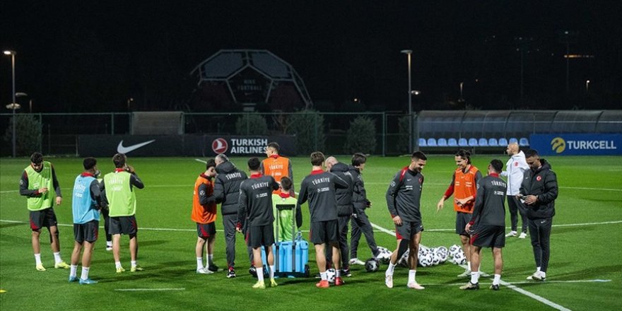 A Milli Futbol Takımı, Galler maçının hazırlıklarına başladı