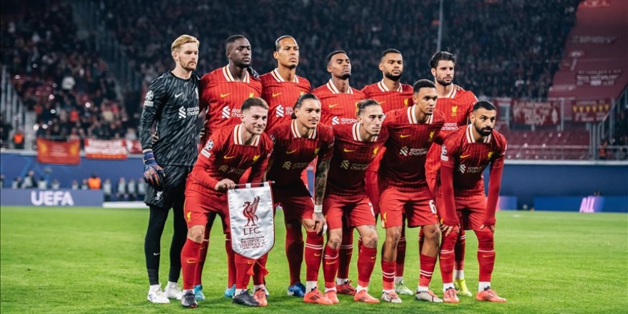 Premier Lig'in zirvesindeki Liverpool puan farkını açmaya başladı