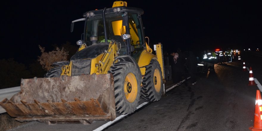 Kütahya'da trafik kazasında 1 kişi öldü, 4 kişi yaralandı