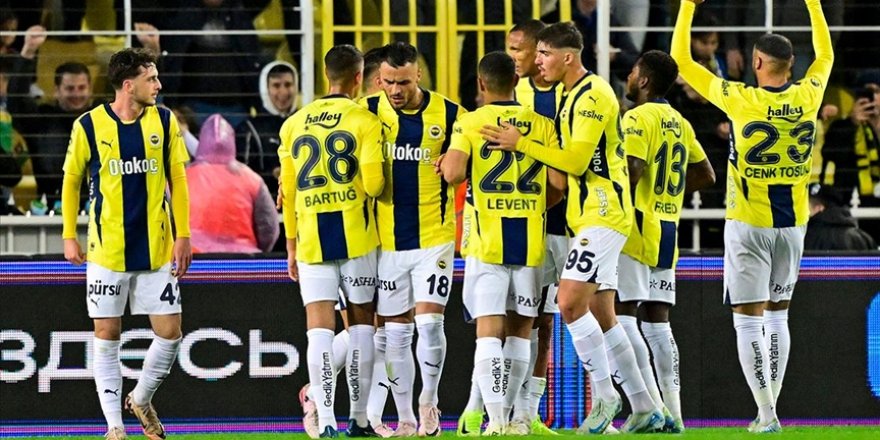 Fenerbahçe hazırlık maçında yedekleriyle güldü