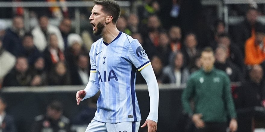 Tottenham'ın Uruguaylı futbolcusu Rodrigo Bentancur'a 7 maç men cezası