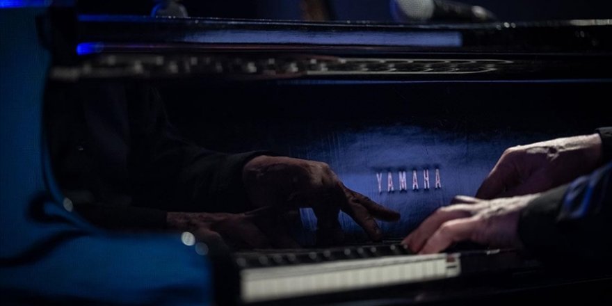 "Uluslararası Ankara Caz Festivali" Kerem Görsev Trio konseri ile başladı