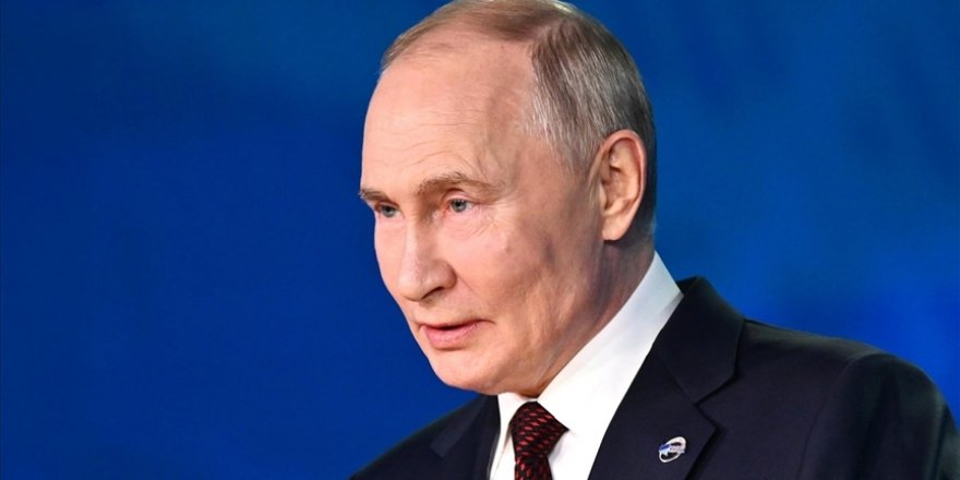 Putin: Tüm dünyayı küresel bir çatışmaya doğru itenin Rusya değil, ABD olduğunu bir kez daha vurgulamak isterim