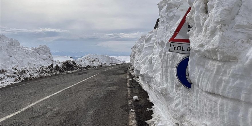 Ardahan-Ardanuç kara yolu ilkbahar aylarına kadar ulaşıma kapatıldı