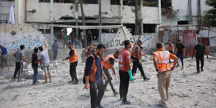 İsrail, Gazze Şeridi'nin kuzeyinde sığınmacıların bulunduğu okulu hedef aldı, evlere patlayıcı yerleştirdi