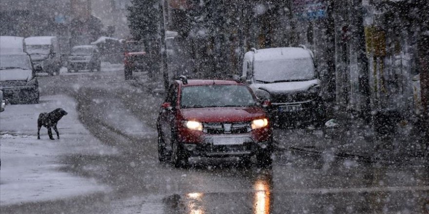 Meteoroloji'den kuvvetli yağışlar ve kar alarmı geldi!