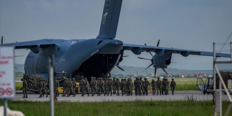 NATO'nun görevlendirdiği Türk ihtiyat taburunun Kosova'ya intikali tamamlandı