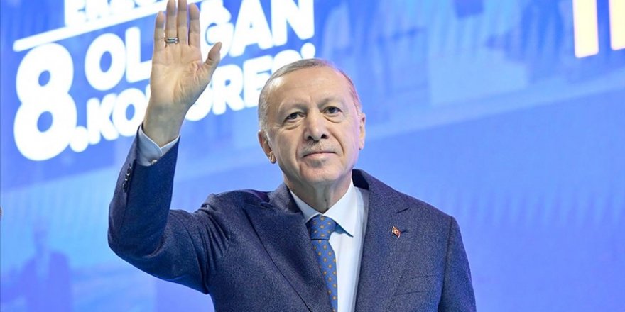 Cumhurbaşkanı Erdoğan: Türkiye bölgenin kilit ülkesi kimliğiyle öne çıkıyor