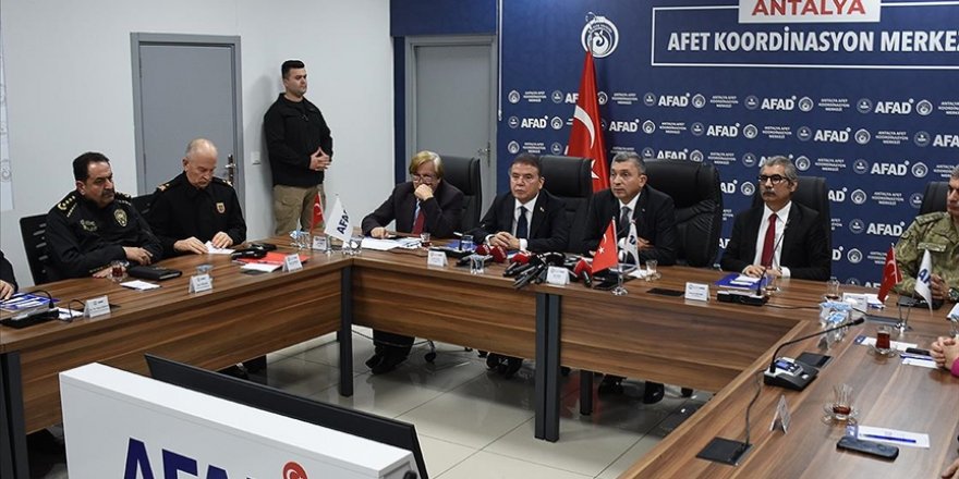 Antalya'da taşımalı eğitime 1 gün ara verildi