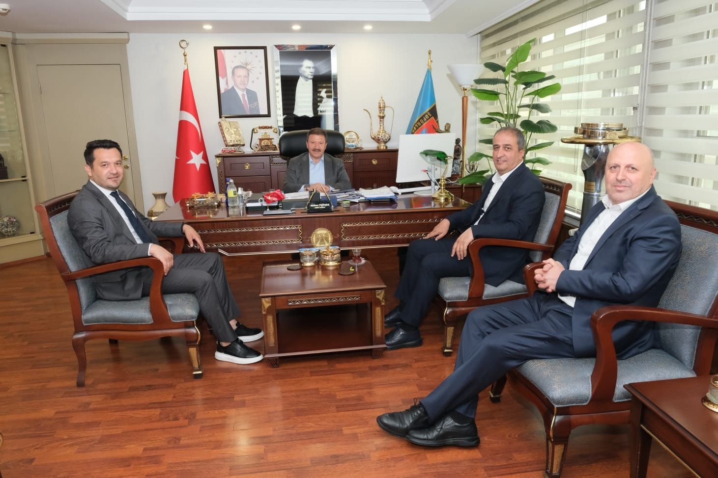 Servisçi esnafı nefes aldı