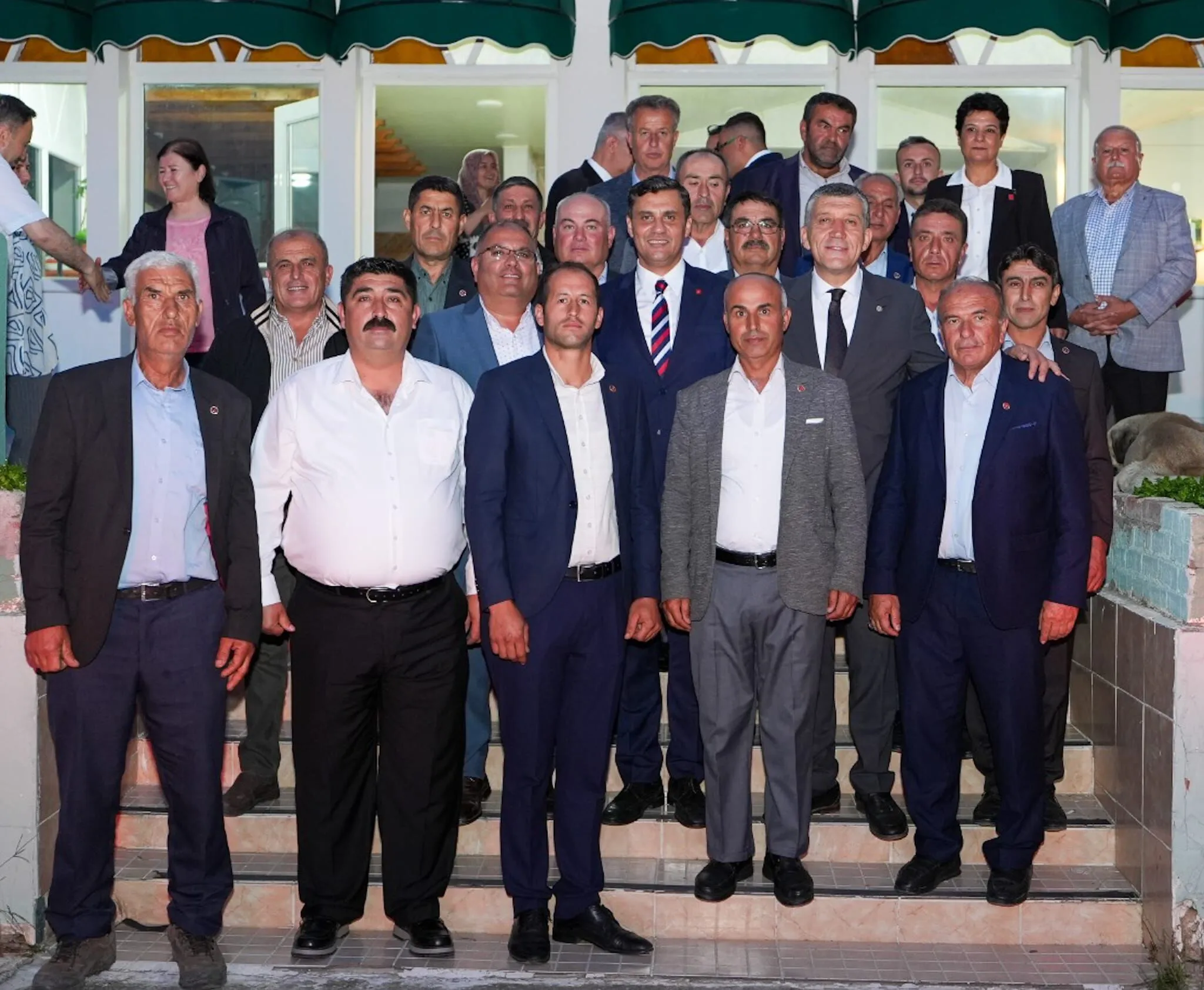 Başkan Zeyrek muhtarlarla buluştu: Köprübaşı'na neler yapıldı/yapılacak?