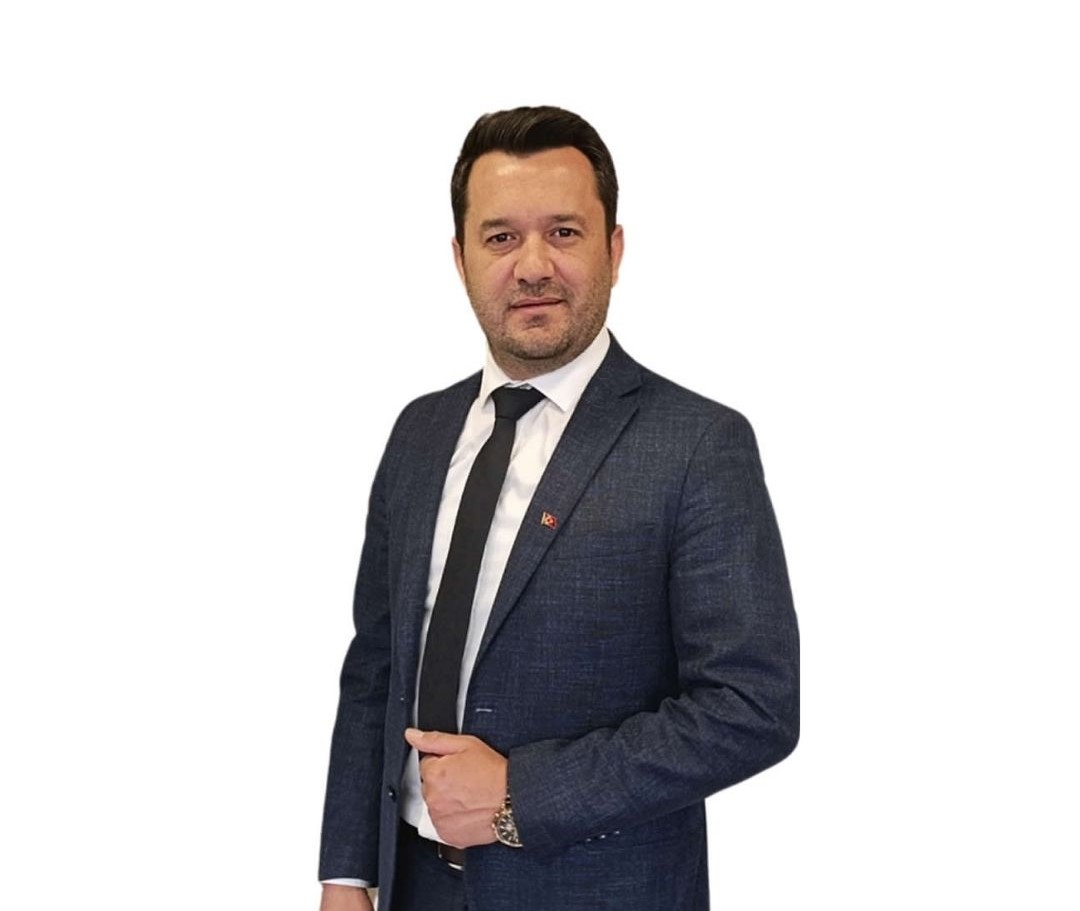 Erdem Mert: “İzmir’in Yanındayız, Başkanımız Tugay’ın Yanındayız”