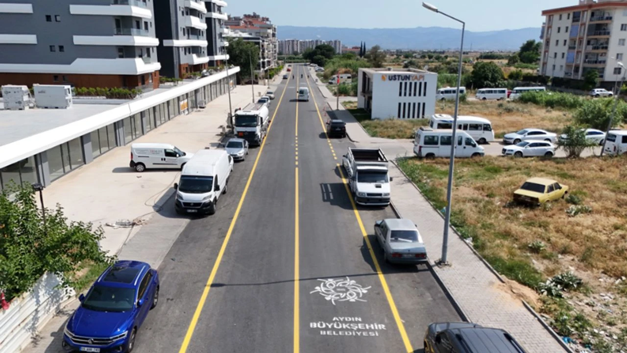 Aydın'da yol çalışmaları tam gaz