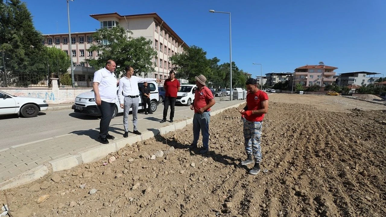 Başkan Çiçek sahada... Çalışmaları yerinde inceledi!