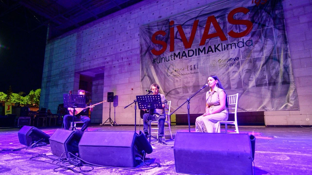 Bornova Belediyesi’nden 32. yılda unutulmayan anma