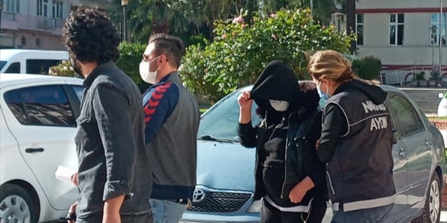 Aydın'da iç çamaşırına uyuşturucu saklayan kadın tutuklandı
