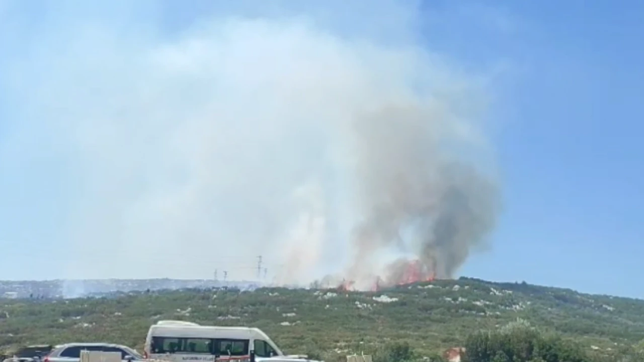 İzmir'de alevler yükseldi: Hazır beton tesisinde patlama!