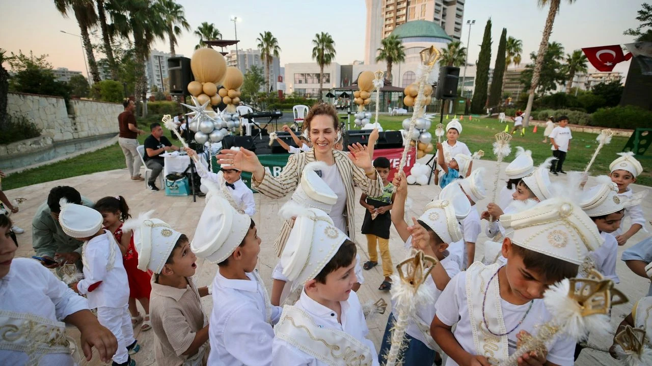Karşıyaka’da toplu sünnet şöleni!