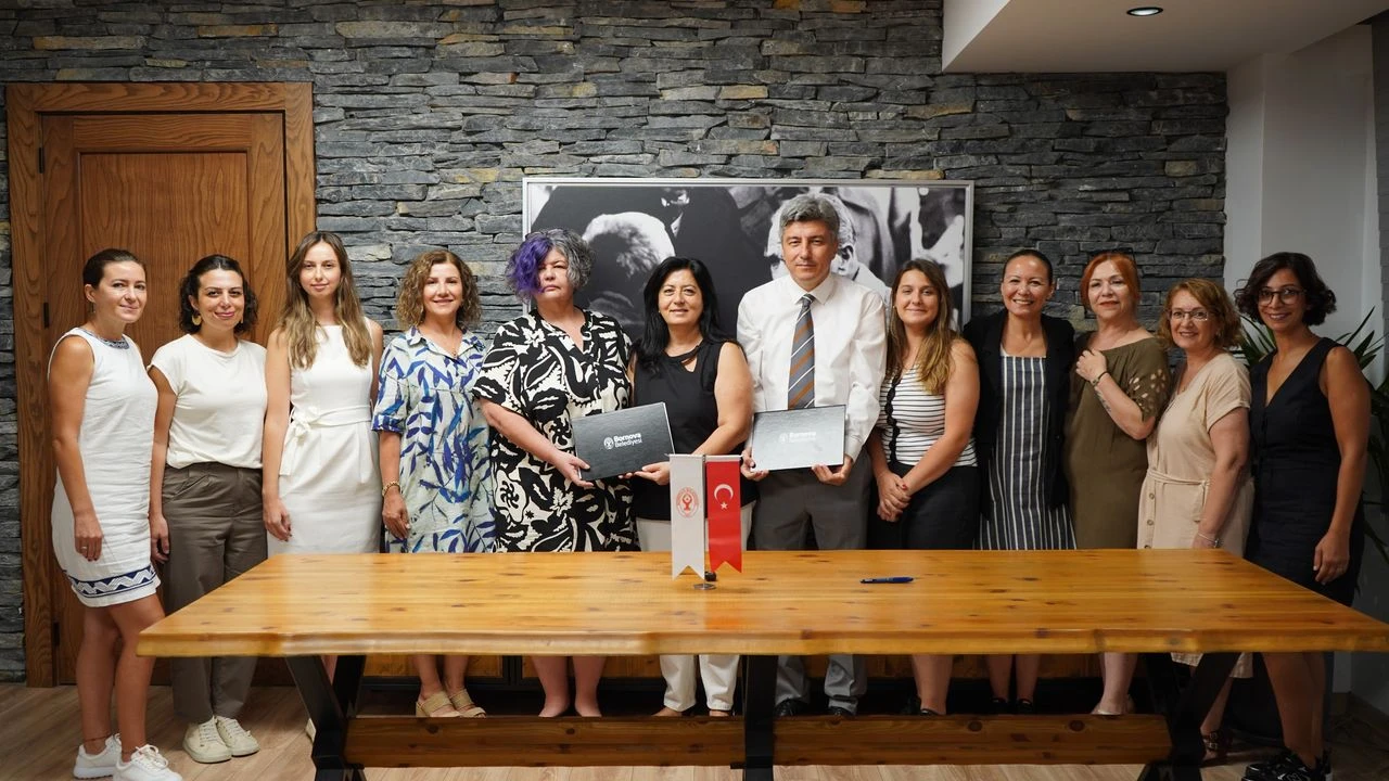 Bornova’da kadınlar haklarıyla güçleniyor