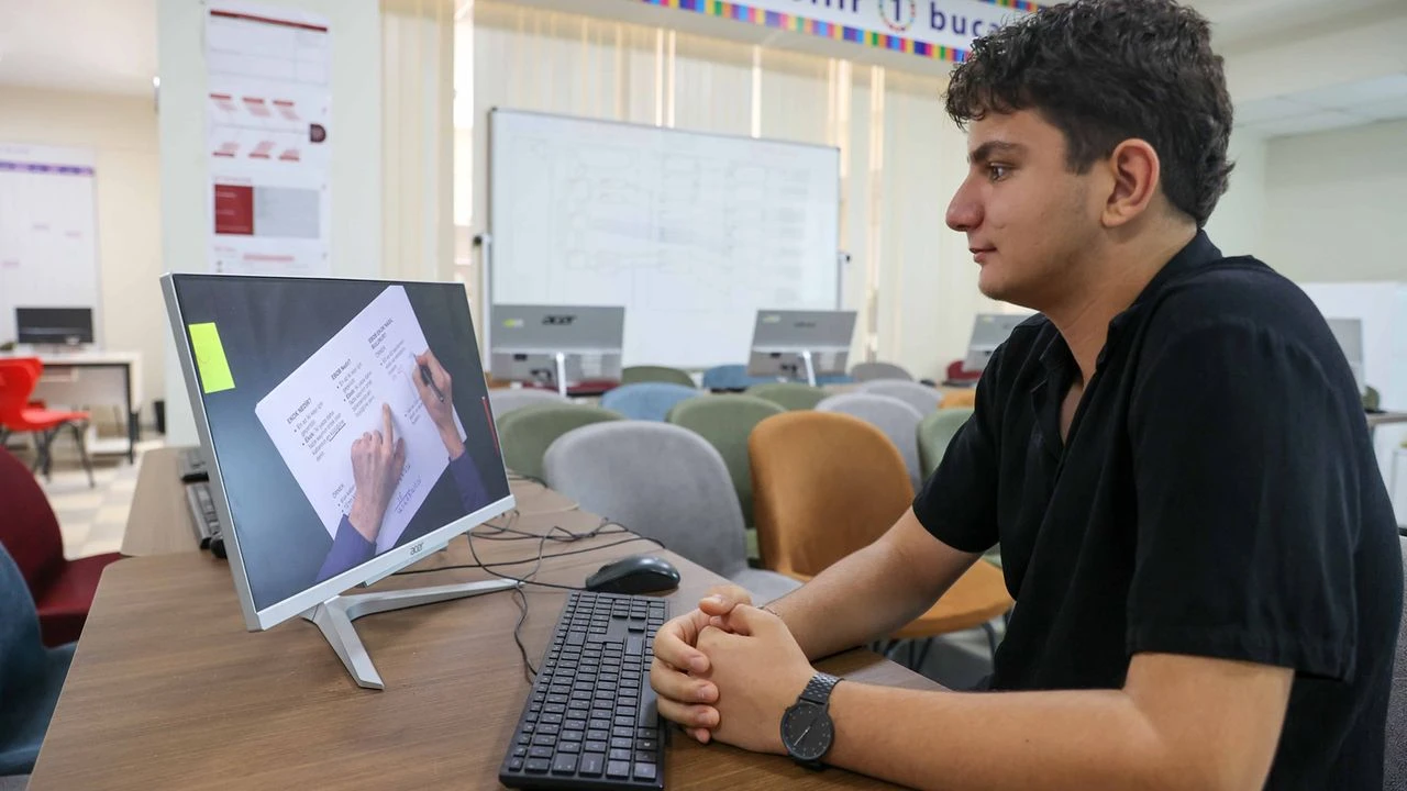 Buca'da Dijital Dershane başarının adresi!