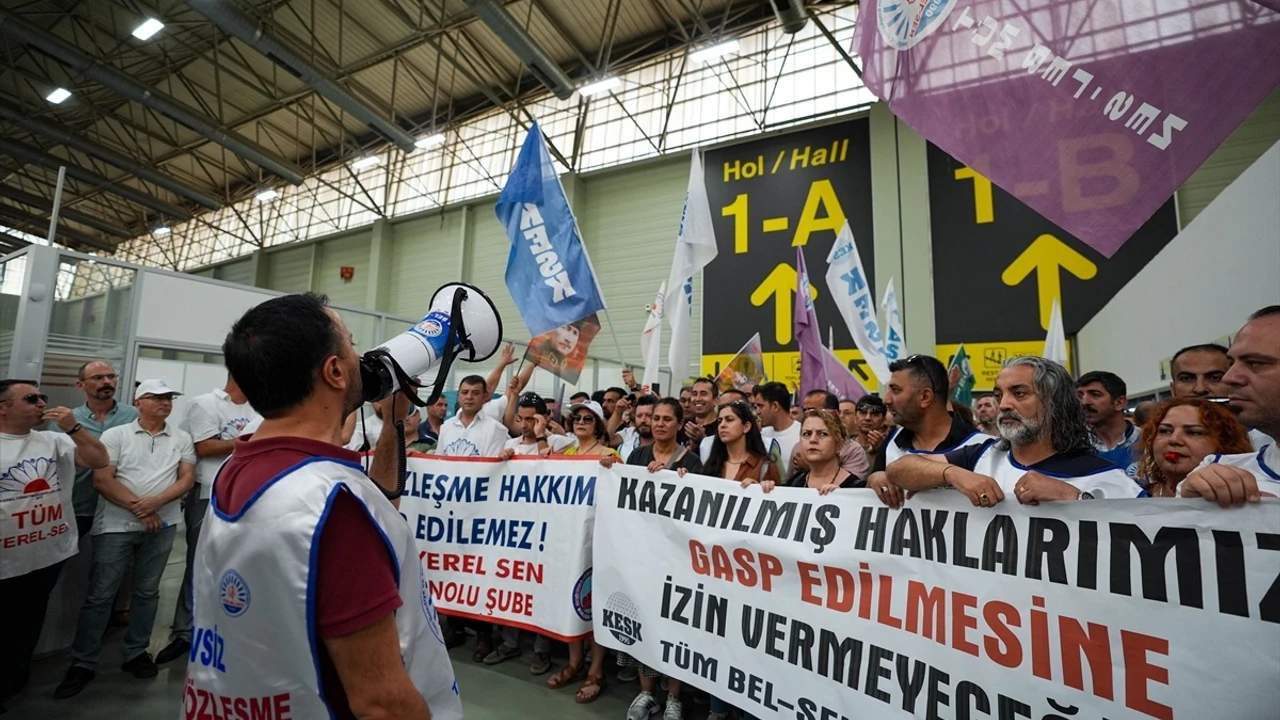 İzmir Büyükşehir’de ek protokol… Yeni maddeler neler?