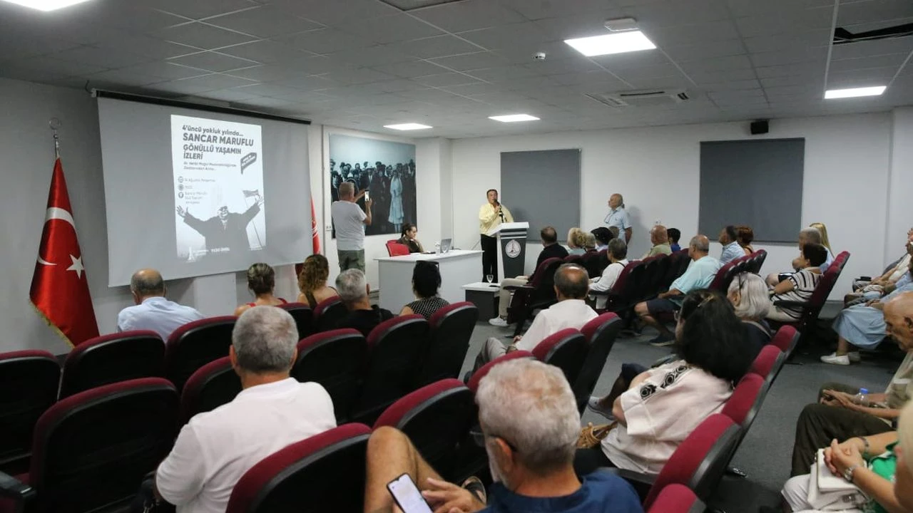 Karşıyaka ‘İzmir Baba’yı unutmadı!