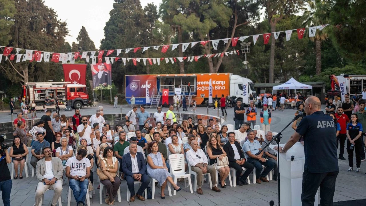 Bornova’da ortak afet bilinci buluşması