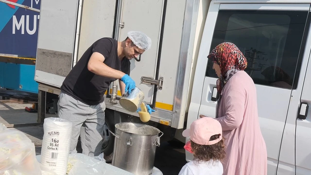 İzmir’den Balıkesir’e yardım eli