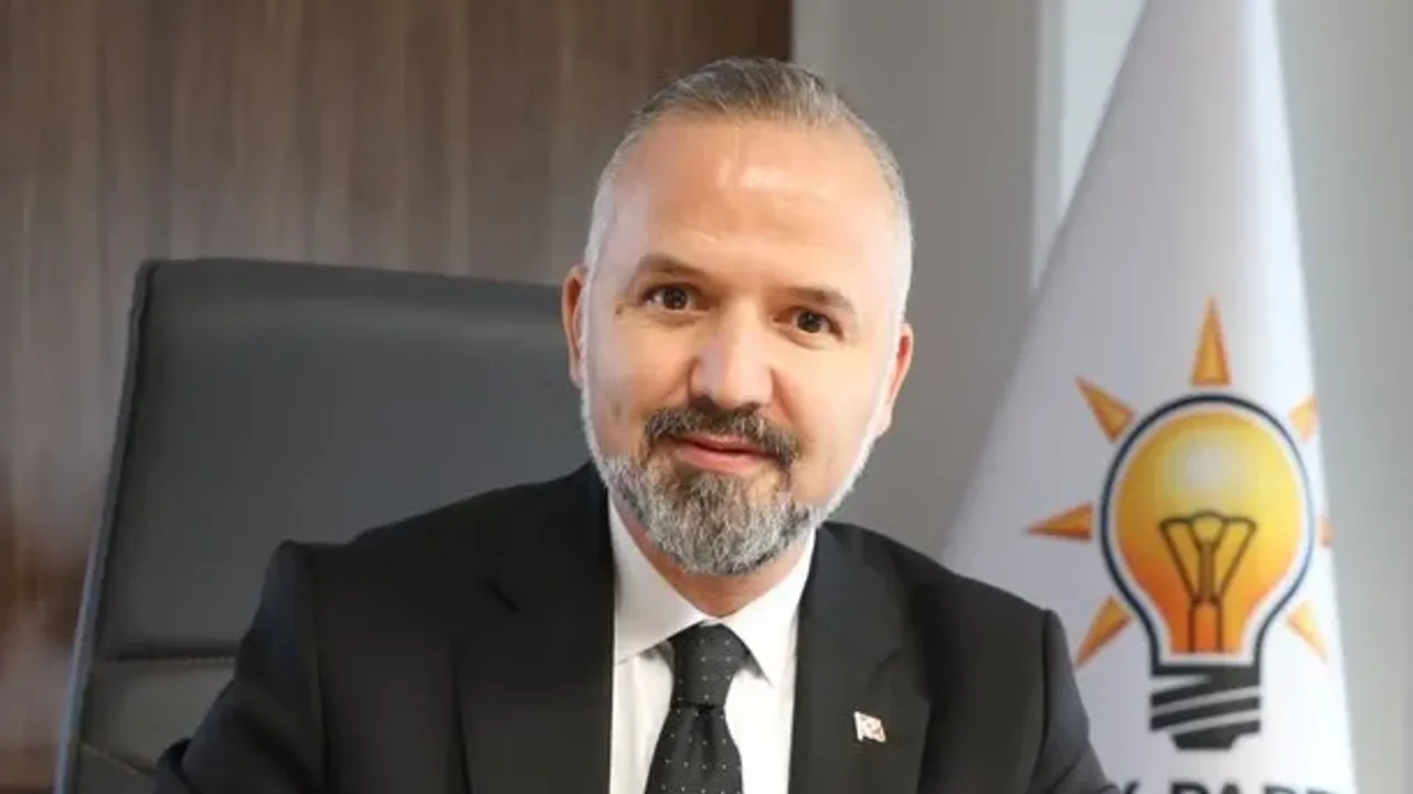 AK Partili Yıldız’dan CHP’li Bakan’a yanıt: İnsanların meşru işi olmazsa gayrimeşru işleri olur!