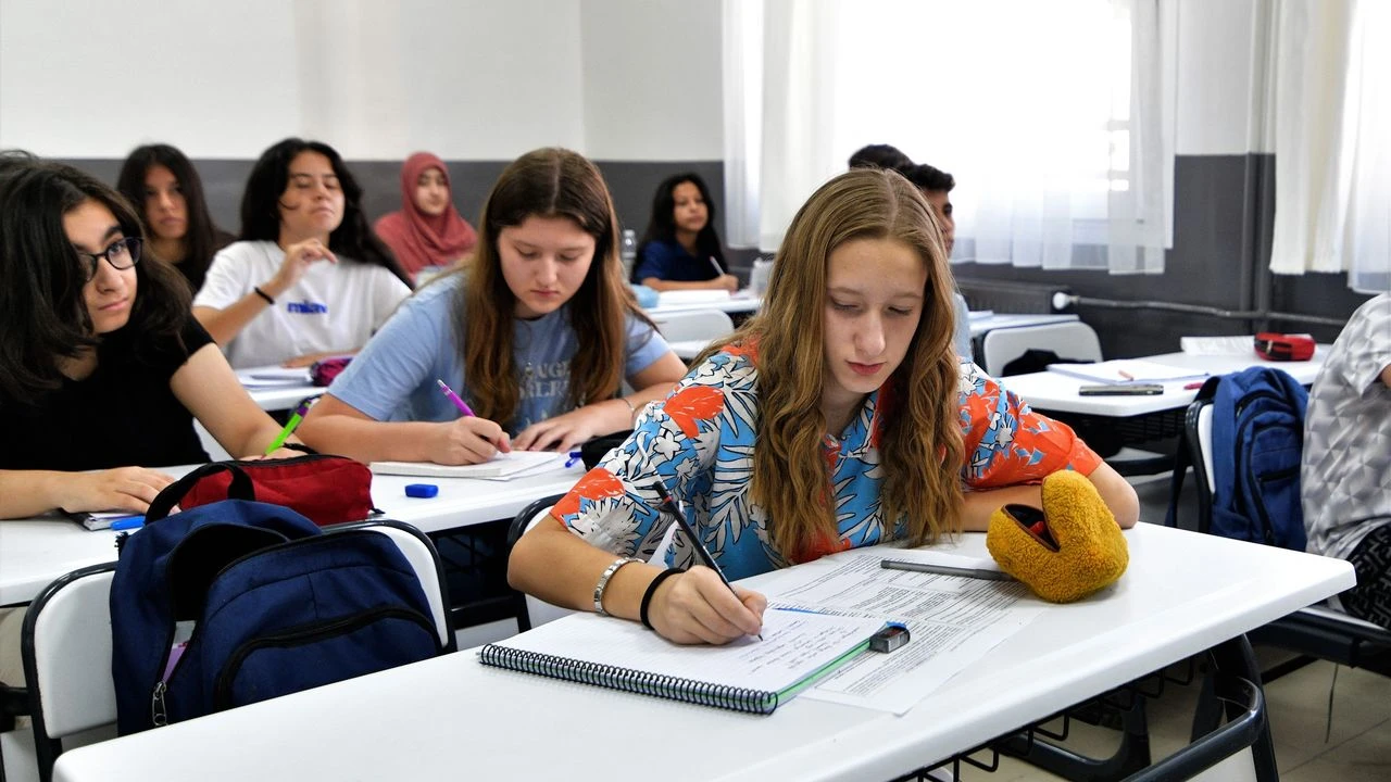 Bornova’da sınav maratonu BELGEM’le başlıyor