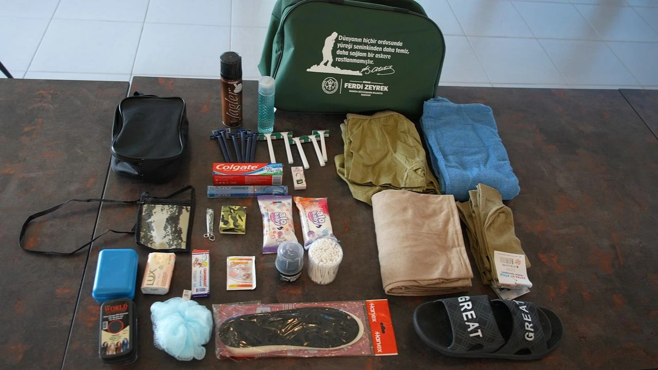 Manisa'da gençler askere ‘Asker Çantası’ ile uğurlanacak