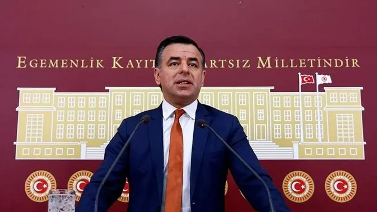 CHP'li Barış Yarkadaş için ihraç talebi