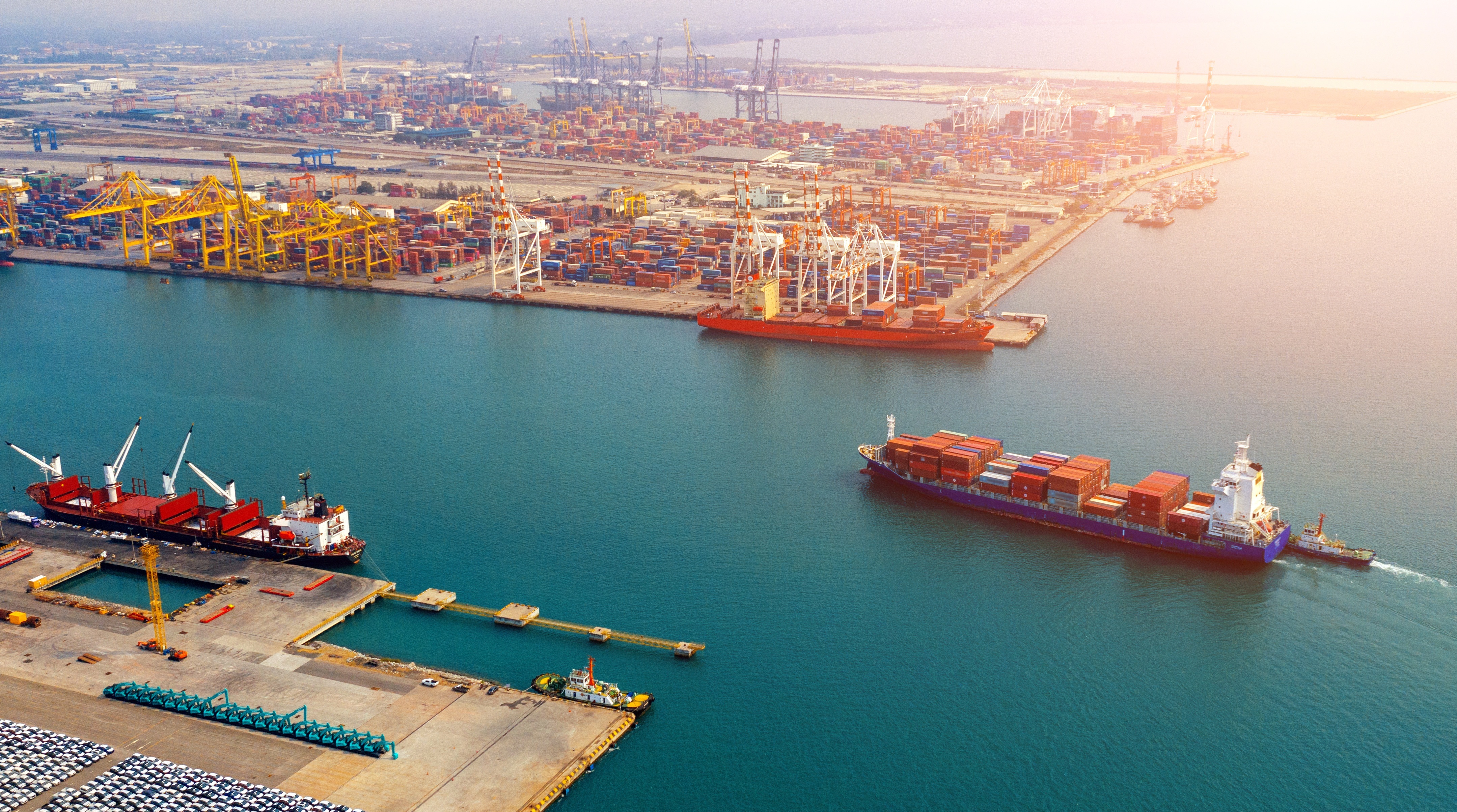 İzmir, Ege Bölgesi ihracatının yüzde 55’ini gerçekleştirdi