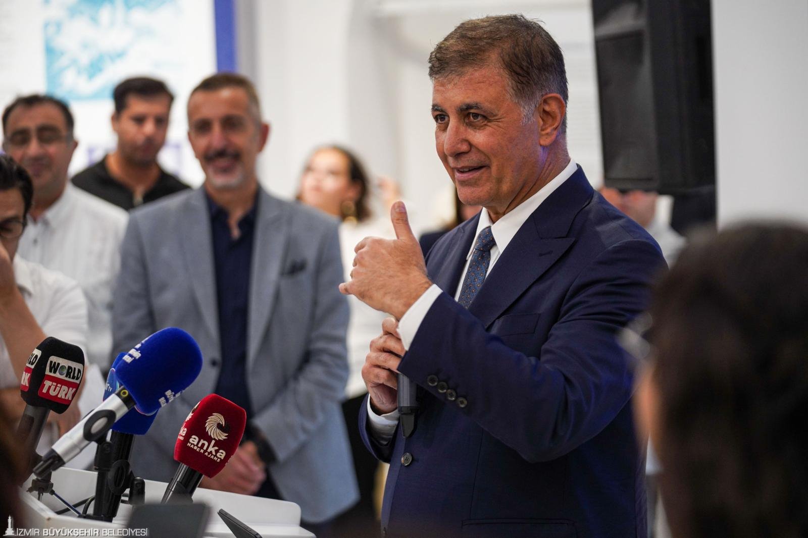 Başkan Tugay: İzmir’in huzurunu, keyfini, tadını arıyoruz