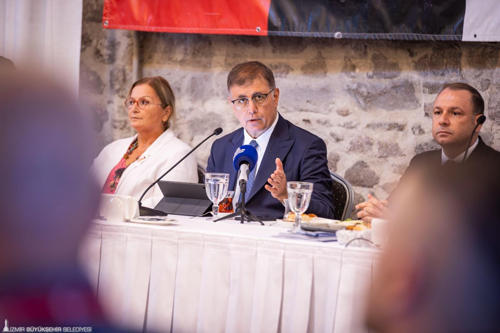 “Yeteneği olan çalışkan çocukları keşfetmeliyiz”