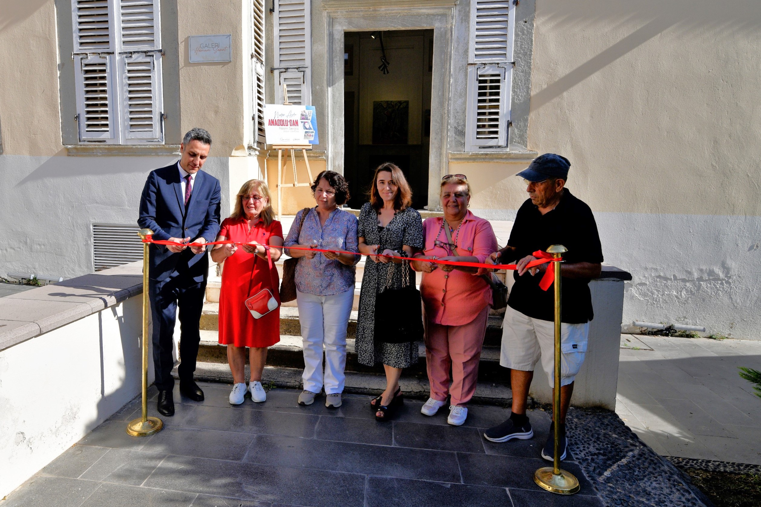 “Anadolu’dan” Sergisi Dramalılar Köşkü’nde açıldı