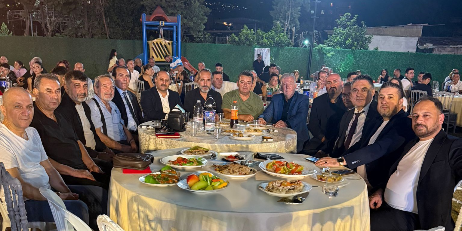 İzmirli Berberler Moral Gecesi’nde buluştu…